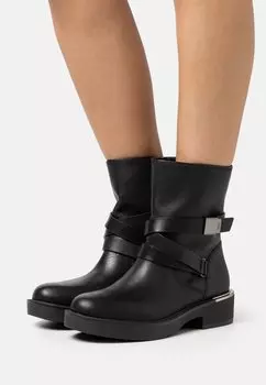 Ботильоны в ковбойском/байкерском стиле DKNY, черный