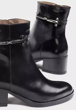 Ботильоны WONDERS, черный