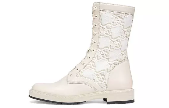 Ботильоны женские белые Fendi