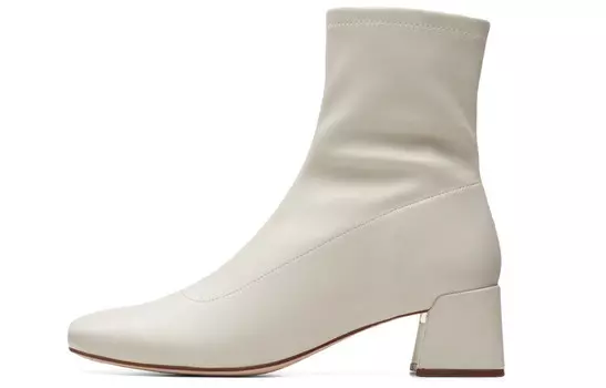 Ботильоны женские белый Clarks