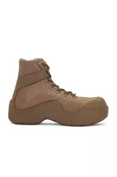 Ботинки-бомберы из лужи Bottega Veneta, цвет Jute