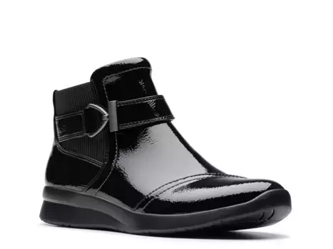 Ботинки Clarks Ellowyn, черная лакированная кожа