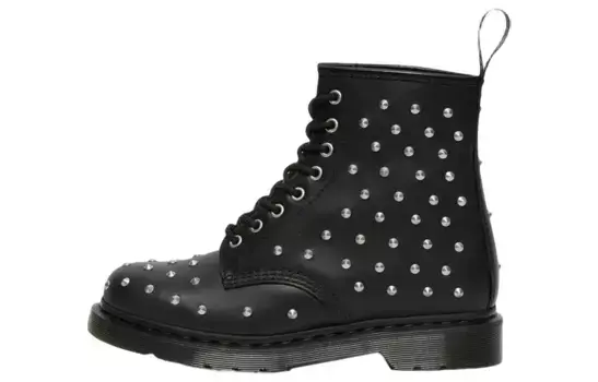 Ботинки Dr.Martens 1460 Stud Wanama Leather Lace Up Boots 'Black' Women's
