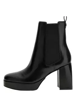 Ботинки Guess, цвет schwarz