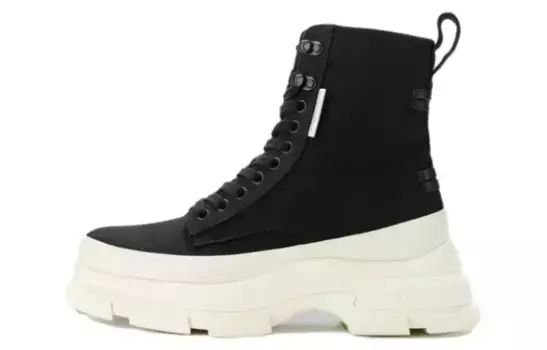 Ботинки Martin унисекс черный Both