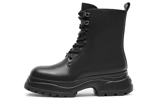 Ботинки Martin женские черный Staccato