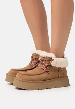 Ботинки на платформе UGG FUNKARRA CABIN CUFF, цвет chestnut