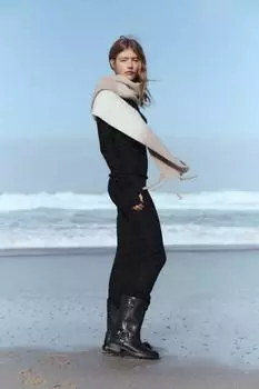 Ботинки на плоской байкерской ботинке ZARA, черный