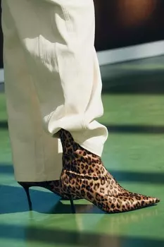 Ботинки на шпильках с животным принтом ZARA, цвет leopard