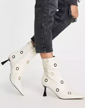 Ботинки на среднем каблуке с металлической фурнитурой ASOS DESIGN Rush, белый