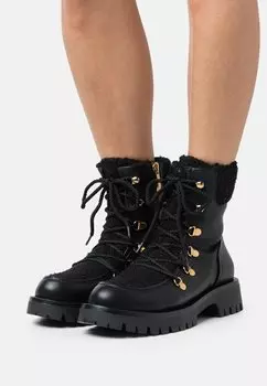 Ботинки со шнурками Tamaris, цвет black