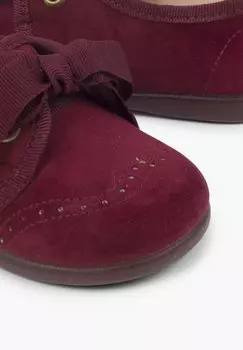 Ботинки TIPO BLUCHER CON LAZO Y PICADOS Pisamonas, бордовый