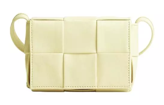 Bottega Veneta Сумка-мессенджер из вощеной кожи, квадратная, через плечо, мини, женская, желтого цвета