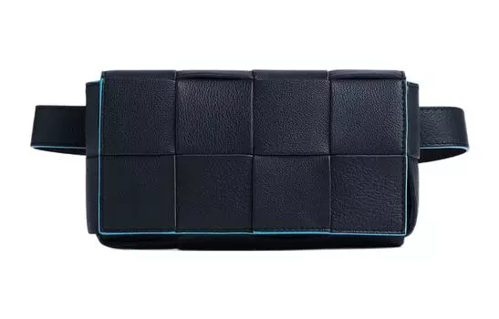 Bottega Veneta Сумка-подушка CASSETTE из коровьей кожи, поясная сумка, мини, мужская, черно-синяя