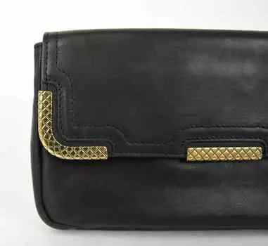 BOTTEGA VENETA Женский кожаный клатч с ткаными деталями, черный