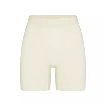 Боксеры SKIMS Soft Lounge, цвет Bone