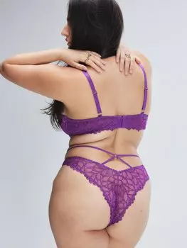 Бразильские трусики Savage X Fenty Savage Not Sorry Strappy Lace, цвет Purple Gem/Claret Metallic
