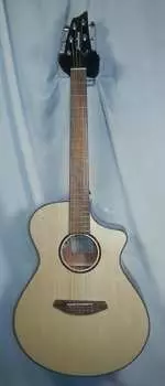 Breedlove Discovery S Concert CE Европейско-африканское красное дерево с естественной глянцевой отделкой Discovery S Concert CE European-African mahogany Natural Gloss Finish