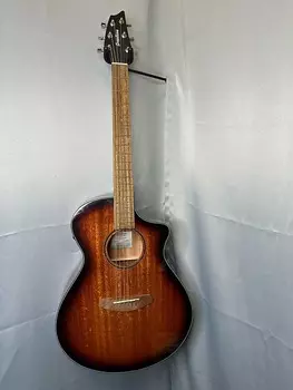 Breedlove Discovery S Concert Edgeburst CE African Mahogany