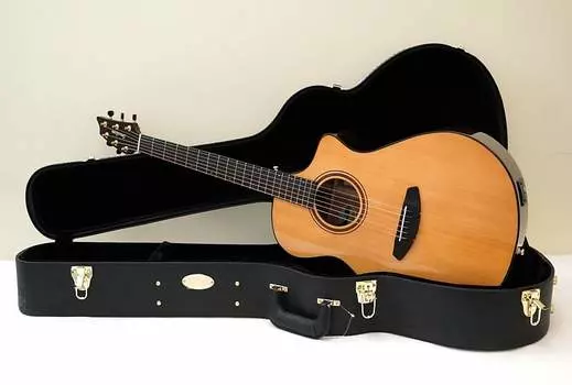 Breedlove Performer Pro Concert Aged Toner CE Европейско-африканское красное дерево PFCN18CEEUAM