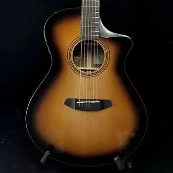 Breedlove Solo Pro Concert Edgeburst CE Красный кедр-африканское красное дерево Breedlove Solo Pro Concert Edgeburst CE Red Cedar-African Mahogany