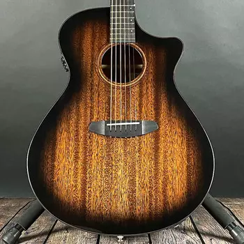 Breedlove Wildwood Pro Series Concerto Suede CE