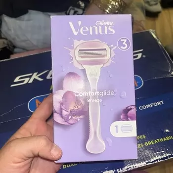 Бритва Venus Comfortglide Breeze с ароматом 3 лезвия, новинка, Gillette