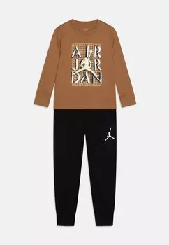 Брюки Air Jordan Stacked Unisex Set Jordan, черный