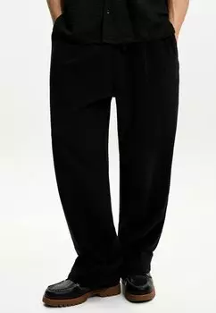 Брюки Bershka, черный