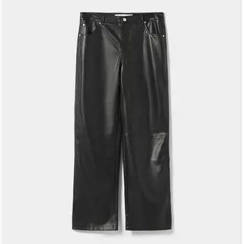 Брюки Bershka Faux Leather Straight Fit, черный