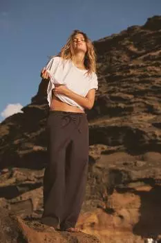 Брюки-бочонки с контрастной талией ZARA, темно-коричневый