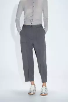 Брюки carrot fit с плиссированными нижними полами ZARA, серый мергель