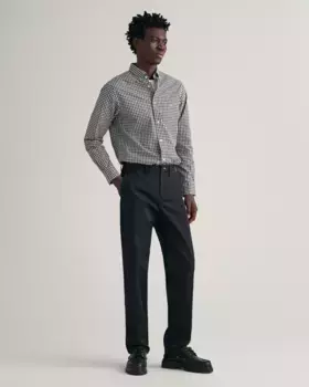 Брюки-чиносы "REGULAR TWILL CHINOS" с боковыми карманами на подкладке Gant, черный
