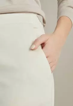 Брюки CIGARETTE Falconeri, кремовый