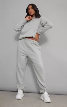 Брюки-джоггеры PrettyLittleThing Sage цвета хаки Est 2012