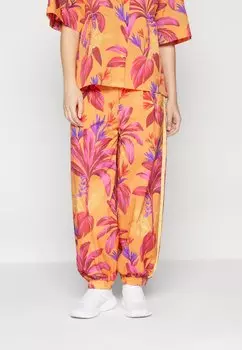 Брюки FARM PREMIUM adidas Sportswear, оранжевый