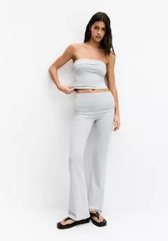 Брюки Flared PULL&BEAR, серый