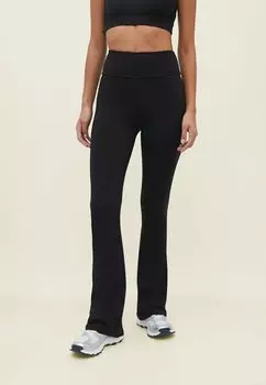 Брюки Flared Sculpt Stradivarius, черный