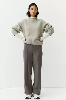 Брюки из джерси со складками спереди. H&M, серый