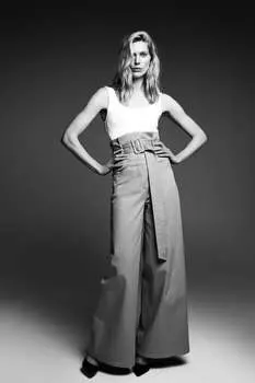 Брюки из габардина с поясом ZARA, светлый виски