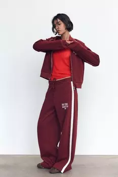 Брюки из плюша с текстом и лампасами по боку ZARA, бордовый
