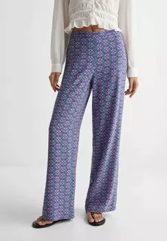 Брюки из ткани FANCYP Mango Kids, цвет dunkles marineblau