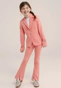 Брюки из ткани WE Fashion, цвет pink