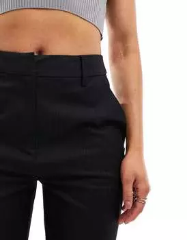 Брюки-карандаш в тонкую полоску ASOS Hourglass