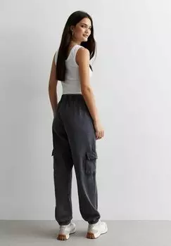 Брюки-карго Acid Wash Cuffed New Look, цвет dark grey