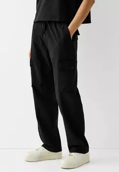 Брюки карго Bershka, черные