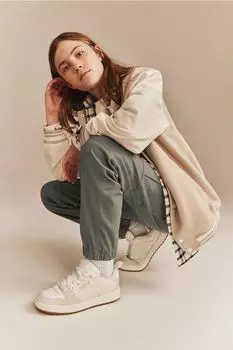 Брюки-Карго H&M, зеленый