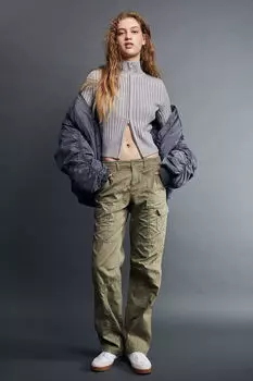 Брюки карго с заниженной талией H&M, хаки