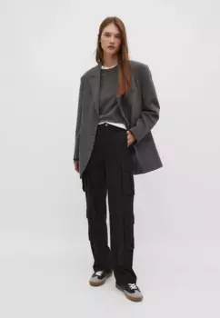 Брюки-карго Stradivarius, черный