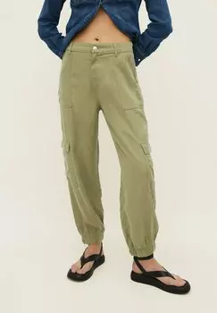 Брюки карго Stradivarius, зеленый
